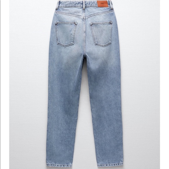 Zara Mom Fit Jeans - Picture 7 of 11